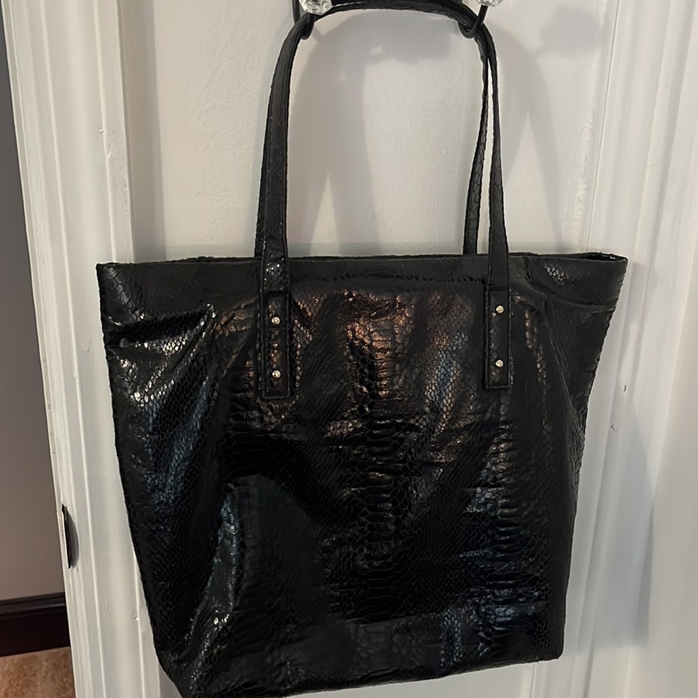 Kate Spade tote - Picture 2 of 7